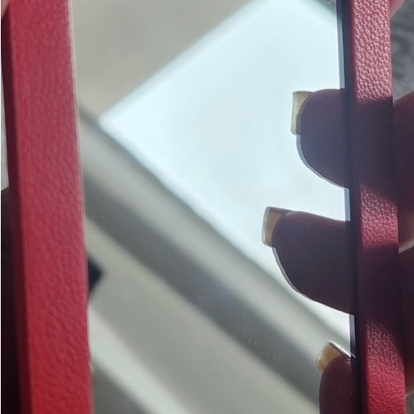 DIOR Beauty Red Quilted Petite Mirror - Picture 4 of 4